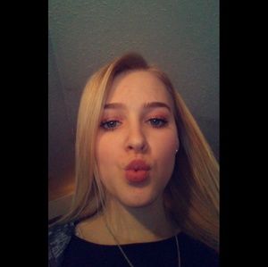 Meet your Posher, Maggie